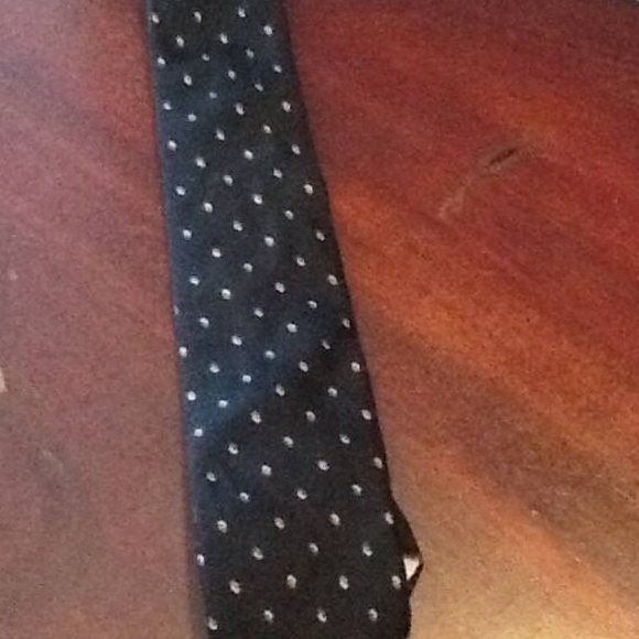 Retro Silk Leo Chevalier - Made in Canada -Black silk tie - well loved - Picture 9 of 16